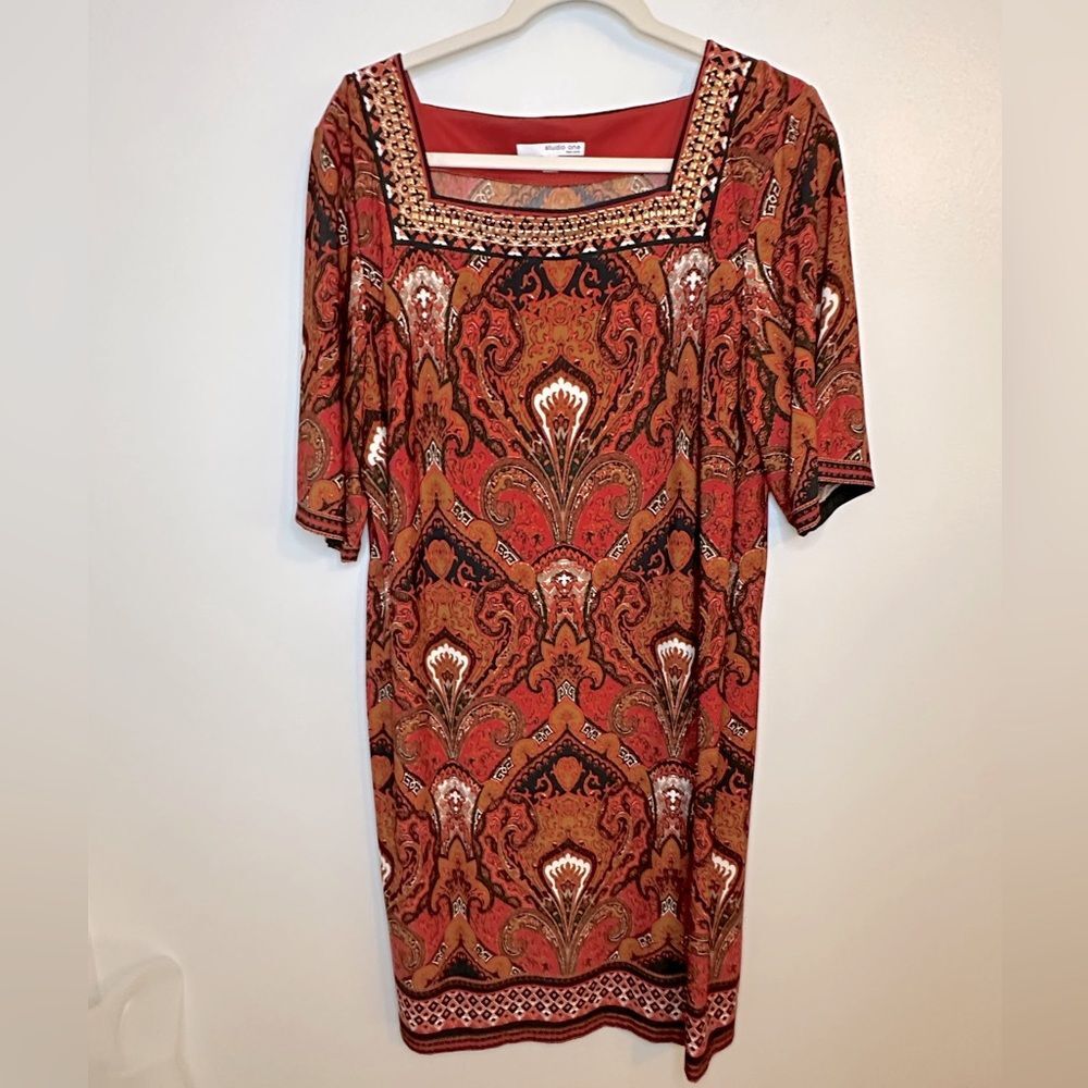 Studio One 3/4 Sleeve Square Embellished Neck Knee Length Dress Size 16W